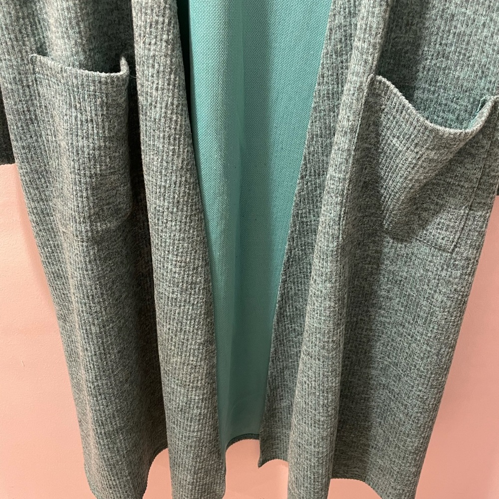 Lula Roe Ribbed Duster - Picture 4 of 5